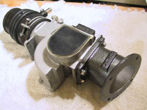 Apexi-022.JPG (128314 bytes)